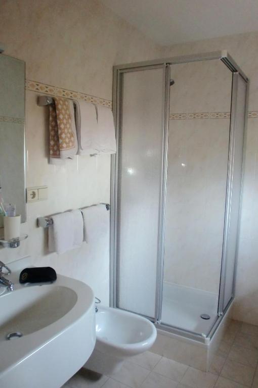 Hotel Viktoria カステルロット 部屋 写真
